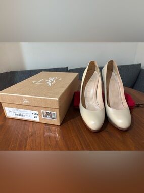 Christian Louboutin Cream Leather Round-Toe Pumps